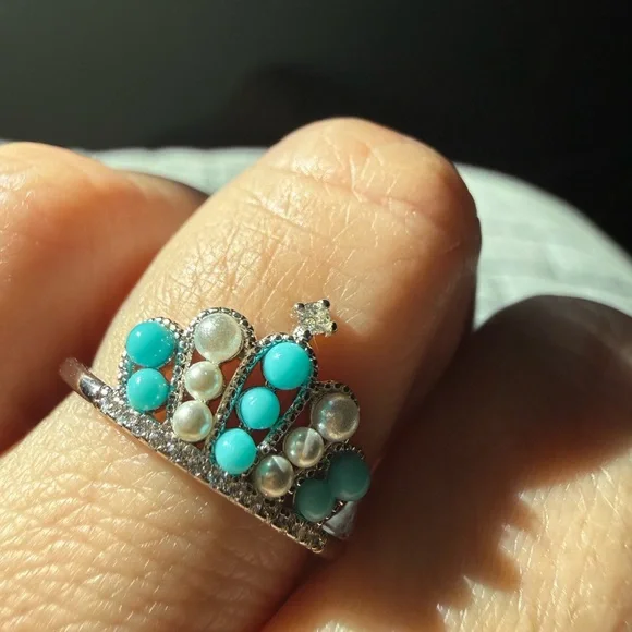 NEW! Pretty Bird Jewelry Turquoise and Faux Pearl Crown Ring - Picture 11 of 11
